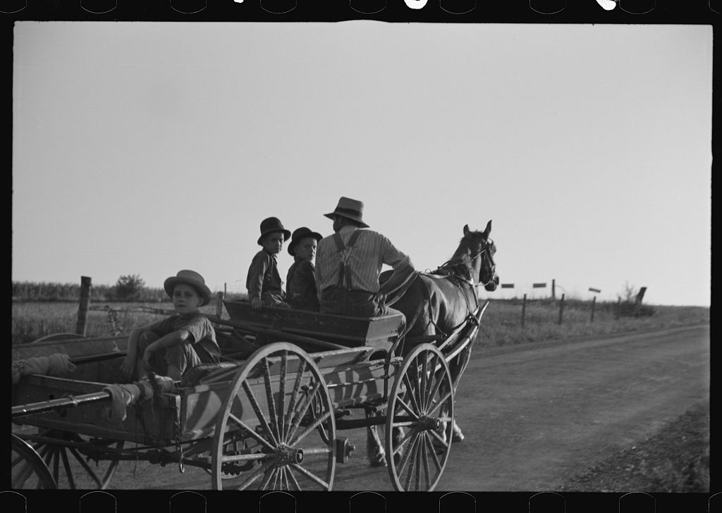 farm7 Mennonite farmers going to town near Lancaster 1941.jpg